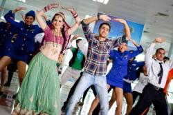 Imran copies Aamir, Salman, SRK’s dance moves 